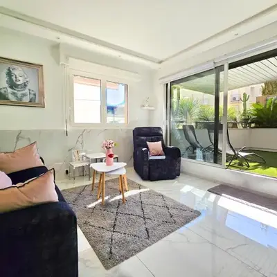 51m2 Gray d'Albion