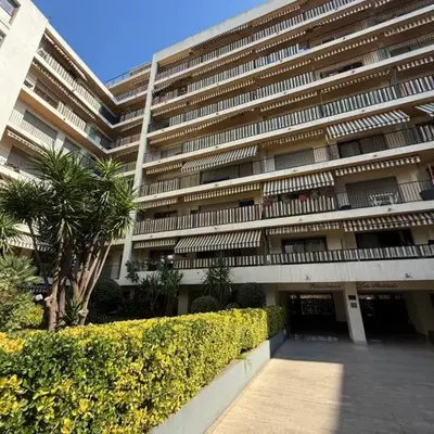 Appartement studio avec terrasse