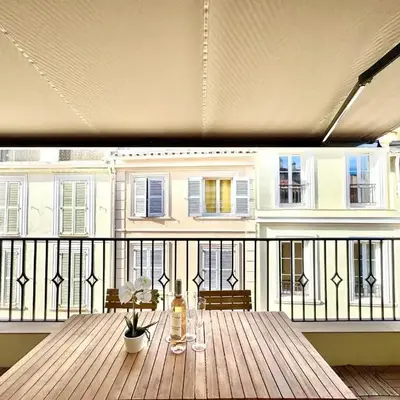 Top floor apartment