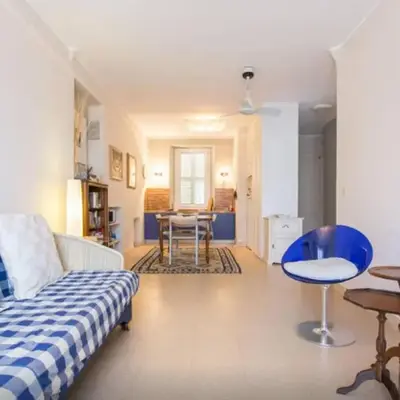 Large 1 Bedroom with Balcony City Centre