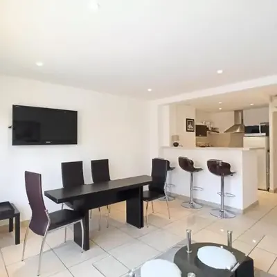 Viva Riviera 2 Bedrooms 2 Bathrooms Rue Florian