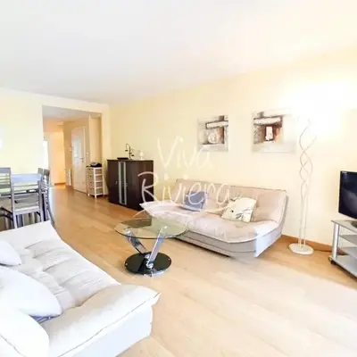 Viva Riviera Cosy and Large 2 Bedrooms with balcony