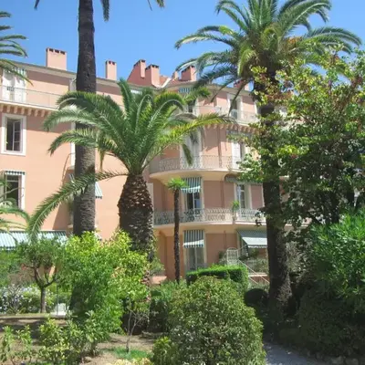 Le Pavillon113