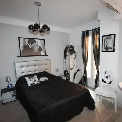 From Hollywood to Bollywood 2 Bedrooms 2 Bathrooms - 1 min from Croisette&Beach