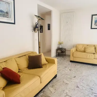 One bedroom apartment in the center of Cannes