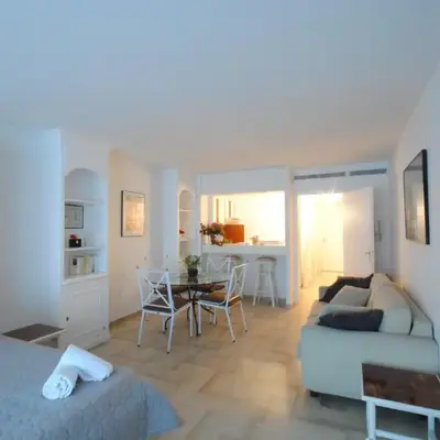 Residence Gray d'Albion Studio DEL186