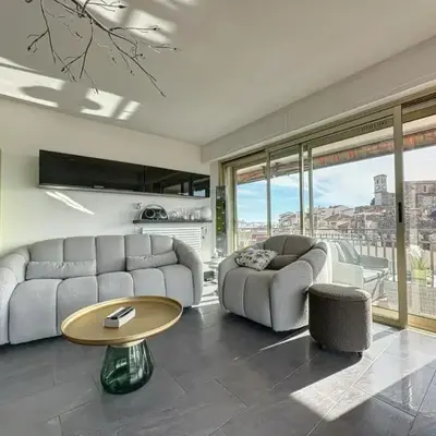 AGENCIA appartement 2 chambres au Suquet