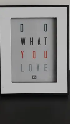 a picture of a digital clock with the words do what you love at Studio Cosy Pradignac in Cannes