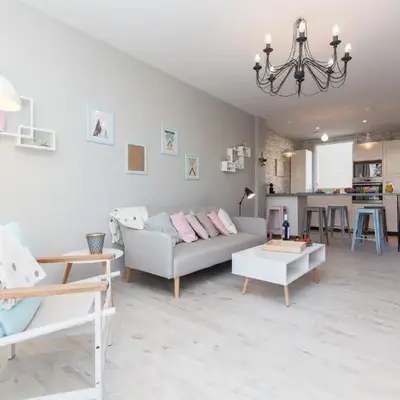 Cocooning 3 pièces duplex 3 étoiles calme centre ville à 5mn plages et Palais