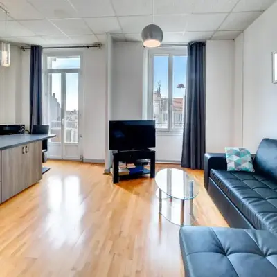 IMMOGROOM - Charming apartment - City Center - Wifi - AC