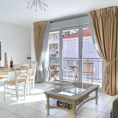IMMOGROOM - 3min from beach - AC - 10min from Palais - Wifi