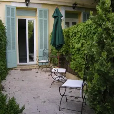 Croisette-Oasis