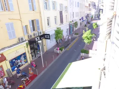 an overhead view of a city street with buildings at 1 Bedroom Notre Dame 2 mins from the Croisette and the Palais 225 in Cannes