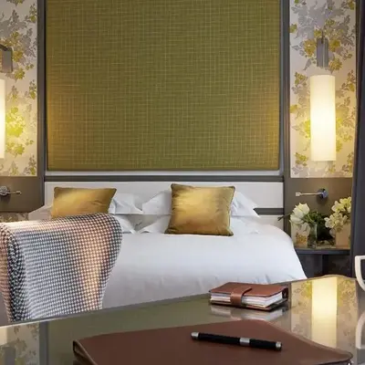 Hotel America