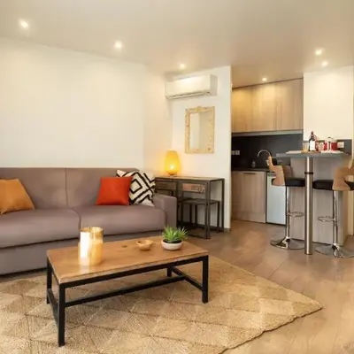 Très jolie studio au pied du Suquet Cannes