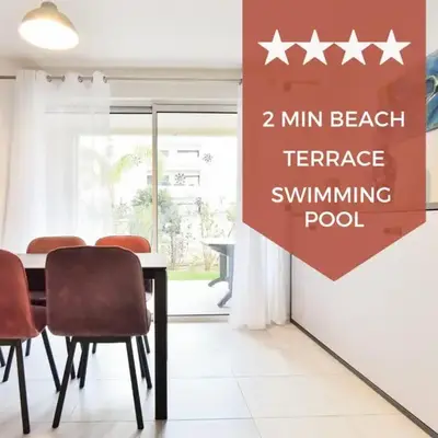 2-Br with Terrace and Pool in the Heart of Palm Beach