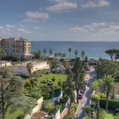BEL APPARTEMENT PROCHE PLAGE ET CENTRE VILLE
