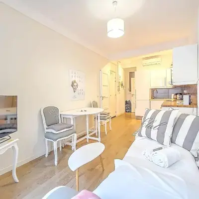 Cannes Carré d'Or Cozy 1 BR balcony