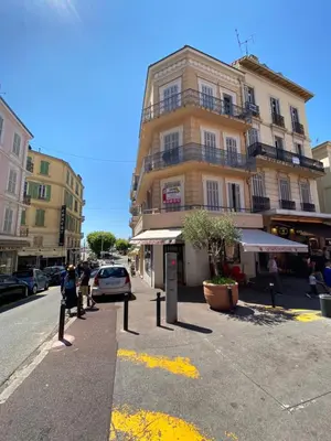 a building on the side of a city street at 2P 40m2 -Cannes centre- Palais des festivals - in Cannes
