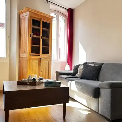 1-bedroom apt 5 minutes from the Congress Center