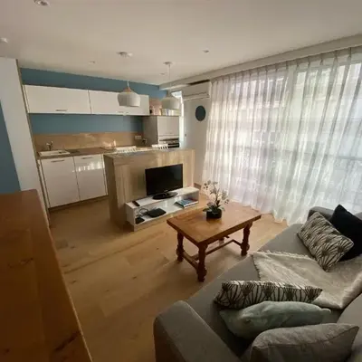 Studio 30 M2 Hyper centre