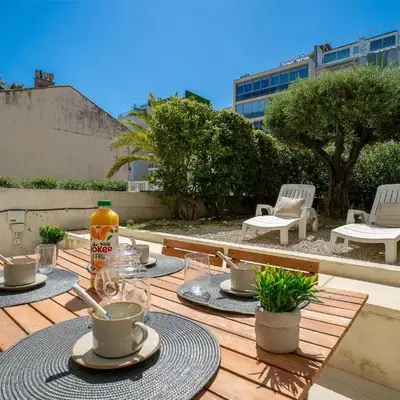 Apartment Cannes Bay-1 by Interhome