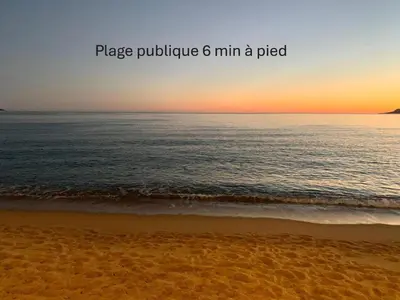 a picture of the ocean with the words place duplicate min a pixel at Joli Studio VIEUX PORT-BAS SUQUET A0B065 in Cannes