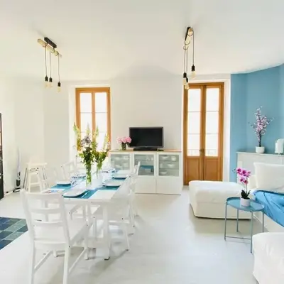 Grand appartement proche plages & centre ville