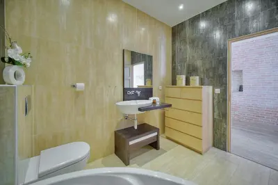a bathroom with a sink and a toilet and a shower at 2 chambres BALCON, FELIX FAURE-COEUR DE CANNES A2B022 in Cannes