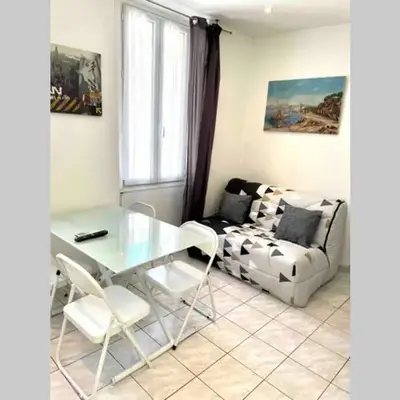 Bel Appartement - HYPER CENTRE - 2 pièces