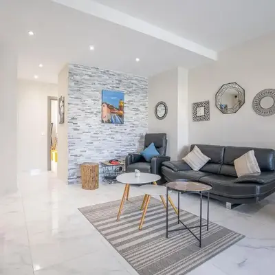 Apartment Le Puget by Interhome