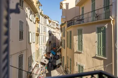 an overhead view of an alley between buildings at Appartement 2P centre de Cannes avec balcon in Cannes