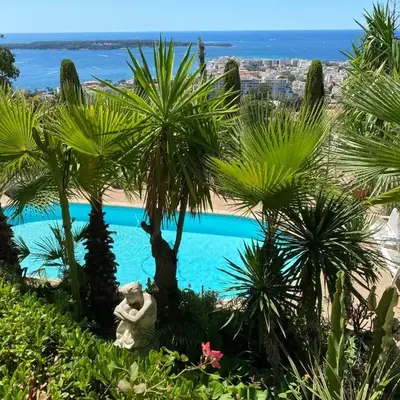 Somptuous exotic villa in Cannes