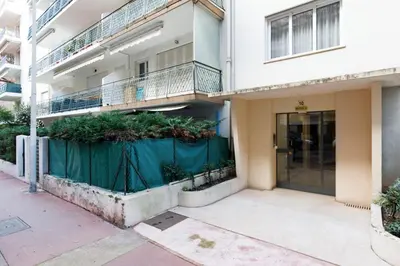 Gallery image of Home A YourHostHelper in Cannes
