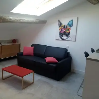 Studio cosy à côté du Palais des festivals