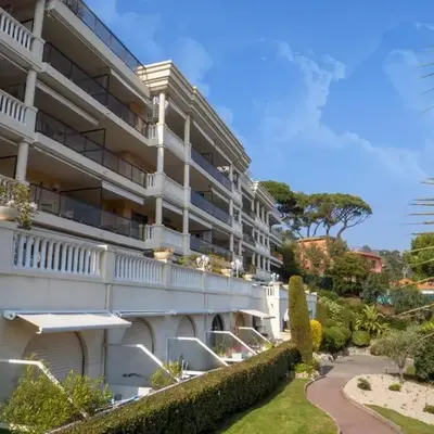 The Sun Paradise Dream