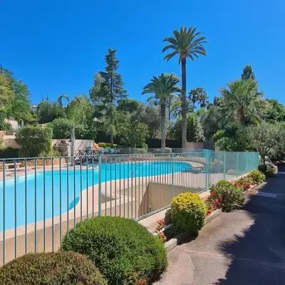 Cannes Conseil Immo -Résidence avec piscine