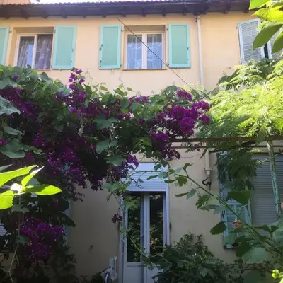 Maison au calme avec jardin et garage proche du centre et de la mer