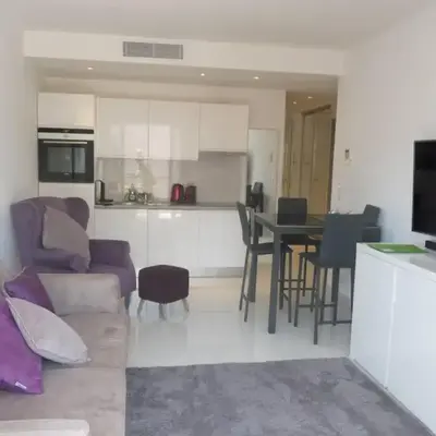 Two bedroom apartment next to the Croisette in Cannes a short walk to the Palais des Festivals - 1961