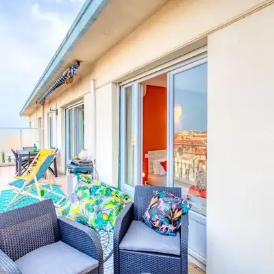 C5 - 2 BDR Blvd Carnot - 10 min Palais - AC & Terrace Sea View