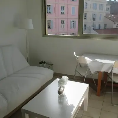 Studio à 5 minutes à pied des plages et de la croisette