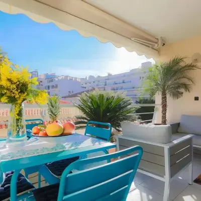 CROISETTE AZUR ONE BEDROOM APARTMENT WITH TERRACE
